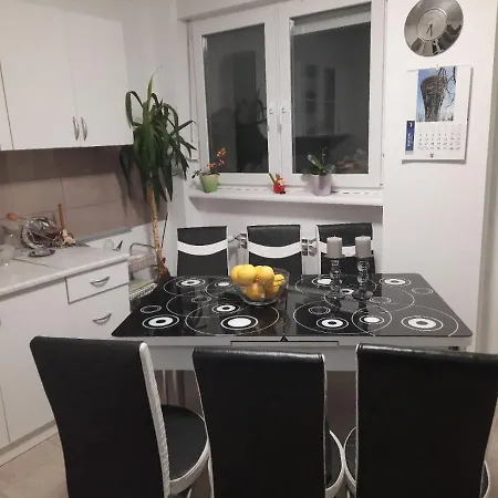 Nada Apartman Vukovar Exterior foto