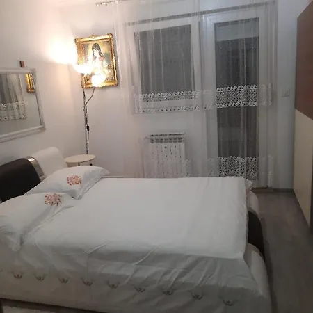 Nada Apartman Vukovar Exterior foto