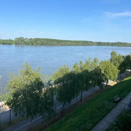 Nada Apartman Vukovar Exterior foto